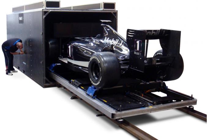 Heavy duty shipping container for F1 car