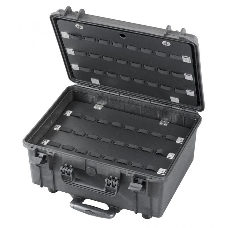 MAX465H220PUTR IP67 Rated Professional Tool Case With Wheels & Pull Out Handle